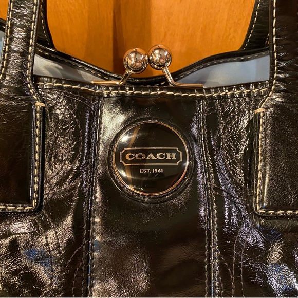 EUC Coach Black kisslock shoulder bag - Picture 3 of 11